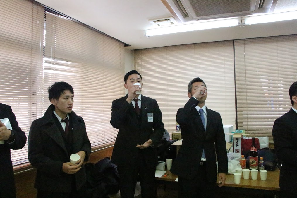 事務所開き及び新年挨拶回り 報告
